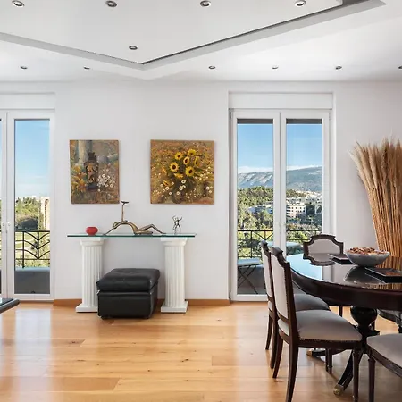 Acropolis Elegant Penthouse Appartement *