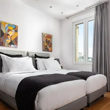 Acropolis Elegant Penthouse Appartement *
